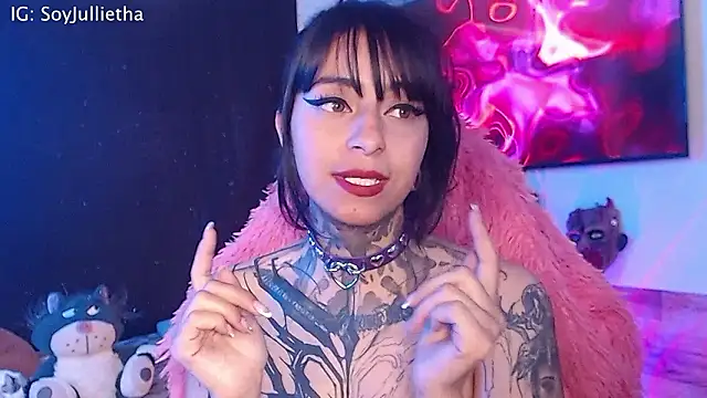 Julls420  online show from 02.22.26