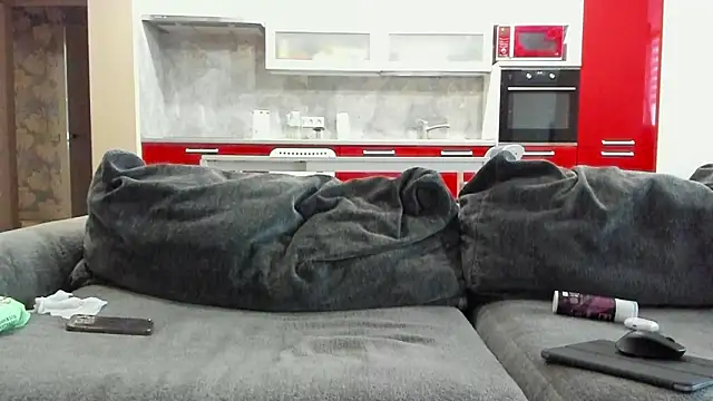 OliviaMuur online show from 03.10.26