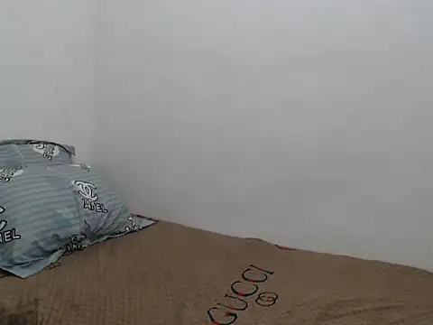 Belle2556 online show from 12.22.25