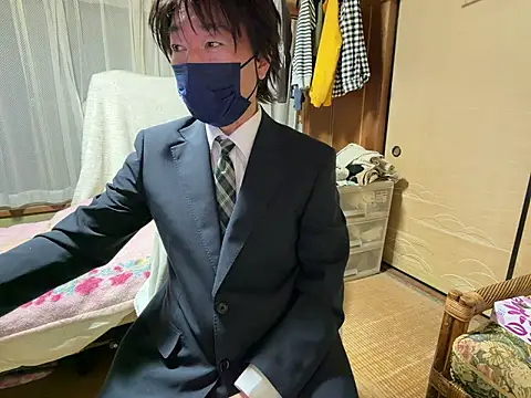 Snapshot of Hirokazu_12 chatting on 02.02.26 Hirokazu 12 online show from 02.02.26