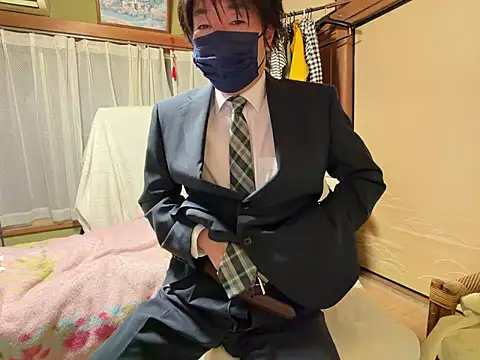 Snapshot of Hirokazu_12 chatting on 02.09.26 Hirokazu 12 online show from 02.09.26