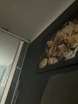 Snapshot of Alexmarcov chatting on 12.15.25 Alexmarcov online show from 12.15.25