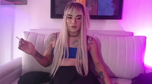 amyboom hot online show from 02.28.25