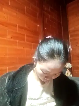 Snapshot of Amiluli chatting on 01.15.26 Amiluli online show from 01.15.26