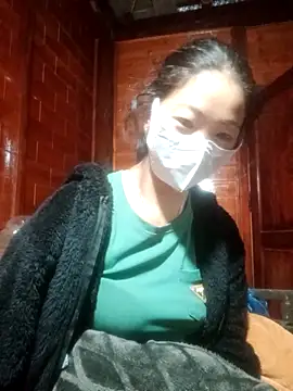 Snapshot of Amiluli chatting on 01.16.26 Amiluli online show from 01.16.26