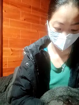 Snapshot of Amiluli chatting on 02.04.26 Amiluli online show from 02.04.26