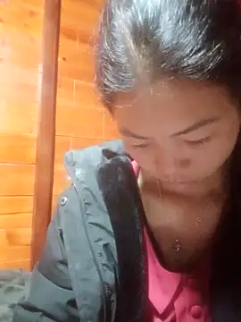 Snapshot of Amiluli chatting on 02.05.26 Amiluli online show from 02.05.26