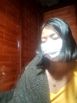 Snapshot of Amiluli chatting on 02.15.26 Amiluli online show from 02.15.26