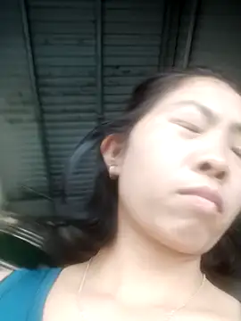 Snapshot of Amiluli chatting on 02.19.26 Amiluli online show from 02.19.26