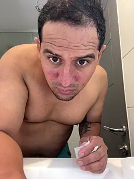 Snapshot of DarkOnebaki- chatting on 03.04.26 DarkOnebaki- online show from 03.04.26