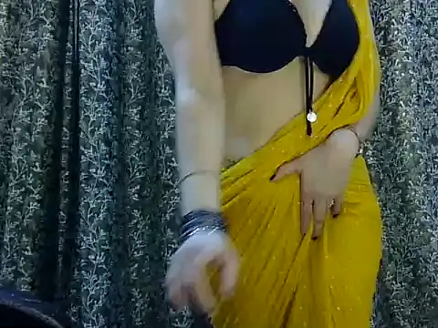Snapshot of Exotic_tanvi chatting on 06.02.26 Exotic tanvi online show from 06.02.26