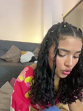 ladulcemary  online show from 01.31.26