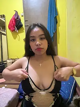 Snapshot of Lovely_apple19 chatting on 04.15.26 Lovely apple19 online show from 04.15.26