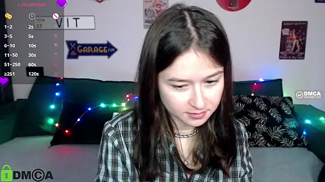 Snapshot of Bellaa_Dream1 chatting on 12.18.25 Bellaa Dream1 online show from 12.18.25