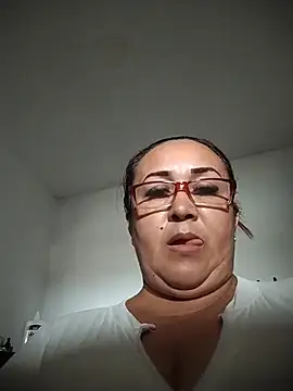 Nini Love  online show from 04.06.26