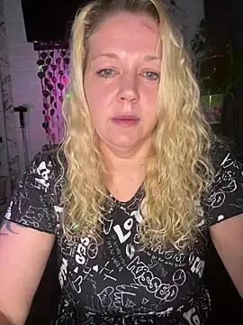 JenniferCarmen online show from 02.20.26