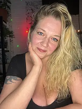 JenniferCarmen online show from 05.21.26