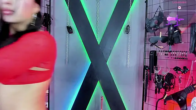 Snapshot of MissScarlet_Ela_bdsm chatting on 02.10.26 MissScarlet Ela bdsm online show from 02.10.26