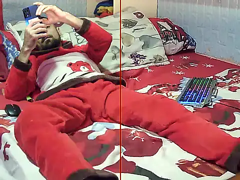 Snapshot of Pintiliescu chatting on 12.17.25 Pintiliescu online show from 12.17.25