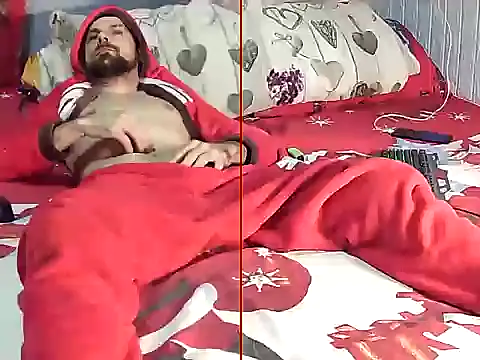 Snapshot of Pintiliescu chatting on 12.18.25 Pintiliescu online show from 12.18.25