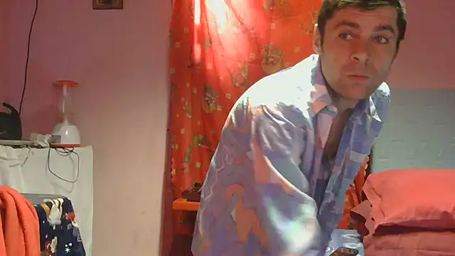 Snapshot of Pintiliescu chatting on 02.28.26 Pintiliescu online show from 02.28.26