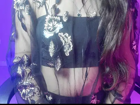 Isha Lush online show from 12.19.25