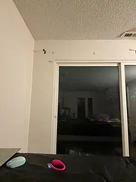 Lenaravenswood online show from 02.14.26