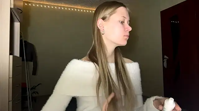 ZaidaSchwarten online show from 01.12.26