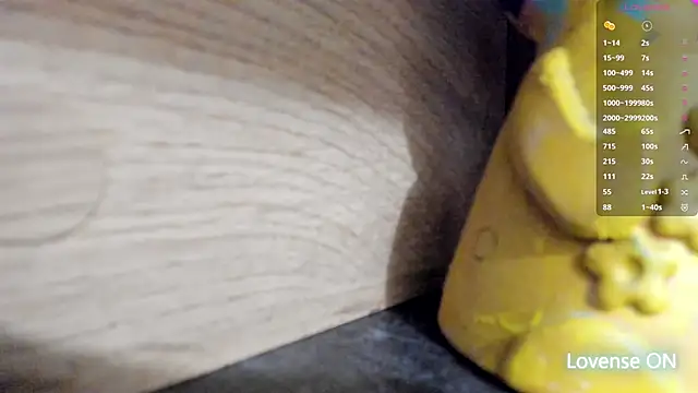 Snapshot of classy_medea chatting on 12.16.25 classy medea online show from 12.16.25