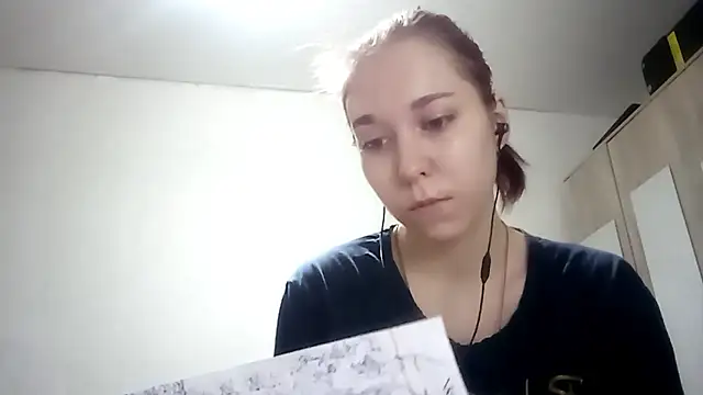 Snapshot of Annette_meow1 chatting on 12.23.25 Annette meow1 online show from 12.23.25