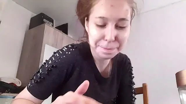 Snapshot of Annette_meow1 chatting on 04.01.26 Annette meow1 online show from 04.01.26