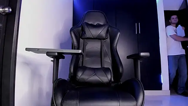 Liam Mateo online show from 02.03.26