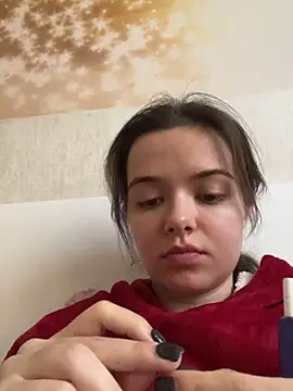 ALittleGrayRabbit online show from 12.15.25