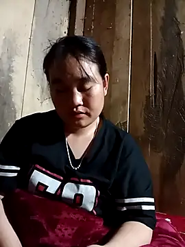 Snapshot of -myaa- chatting on 12.13.25 -myaa- online show from 12.13.25