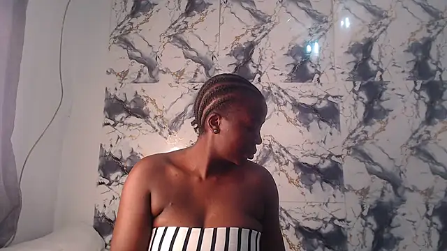 CurvyJ255 online show from 07.17.26