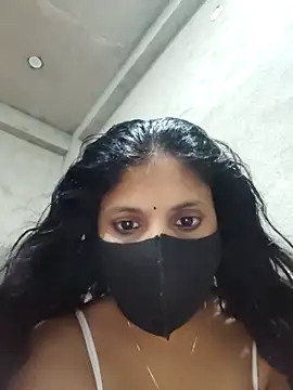 Snapshot of kanika05 chatting on 03.18.26 kanika05 online show from 03.18.26