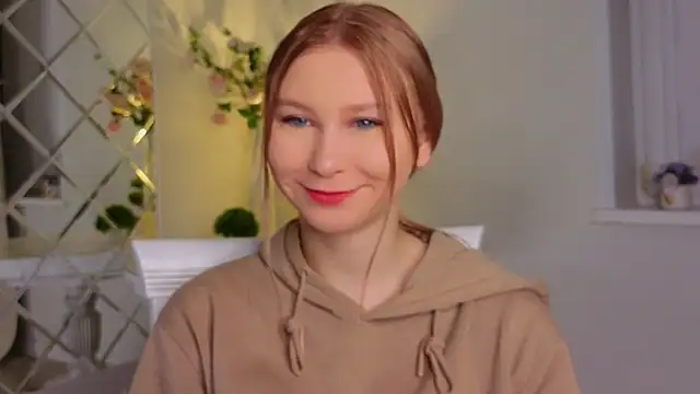 Snapshot of CorrieHighfield chatting on 12.16.25 CorrieHighfield online show from 12.16.25