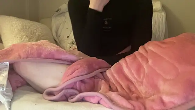 ijustturned18today online show from 02.05.26