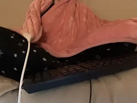 ijustturned18today online show from 02.16.26