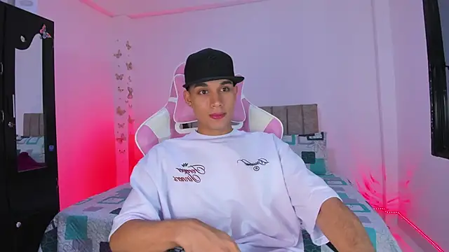 Snapshot of Michael_Jordan_zz chatting on 03.21.26 Michael Jordan zz online show from 03.21.26