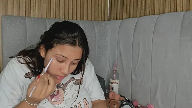 Snapshot of TiifanyGrey chatting on 01.15.26 TiifanyGrey online show from 01.15.26