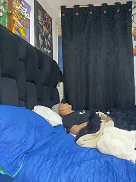 Snapshot of liliymike19 chatting on 12.20.25 liliymike19 online show from 12.20.25