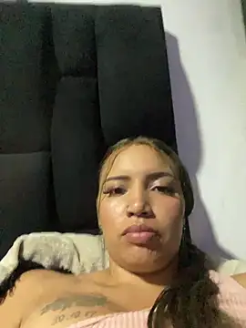 Snapshot of liliymike19 chatting on 01.09.26 liliymike19 online show from 01.09.26