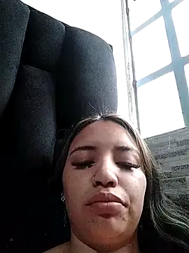 Snapshot of liliymike19 chatting on 02.01.26 liliymike19 online show from 02.01.26