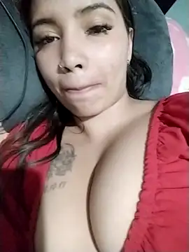 Snapshot of liliymike19 chatting on 02.11.26 liliymike19 online show from 02.11.26