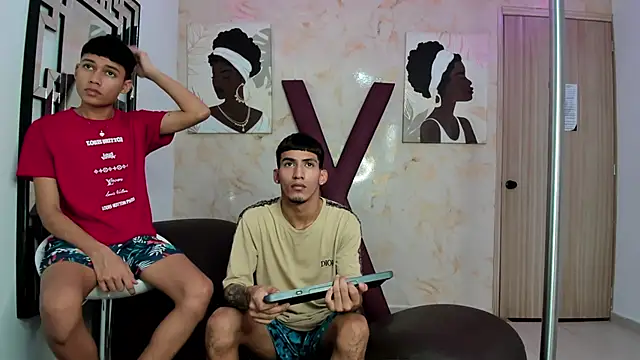 Snapshot of HORNY_PRETTY chatting on 03.18.26 HORNY PRETTY online show from 03.18.26