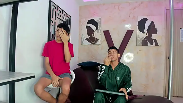 Snapshot of HORNY_PRETTY chatting on 03.31.26 HORNY PRETTY online show from 03.31.26