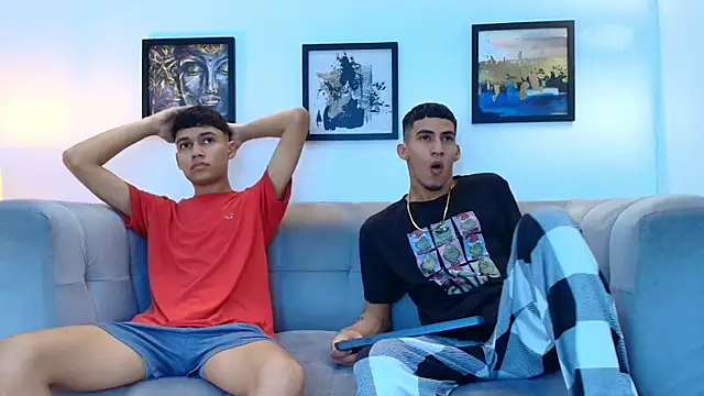 Snapshot of HORNY_PRETTY chatting on 04.06.26 HORNY PRETTY online show from 04.06.26