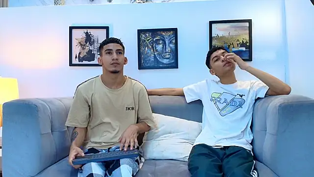 Snapshot of HORNY_PRETTY chatting on 04.12.26 HORNY PRETTY online show from 04.12.26