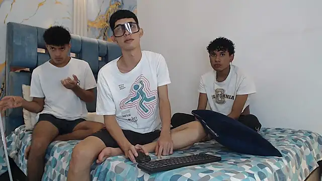 SWEET RABBIT1 online show from 01.07.26